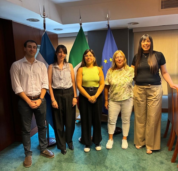 La imagen muestra una foto de la actividad